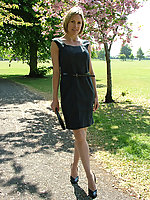 Its always nice to see a sexy MILF in nylon outdoors showing off her heels
